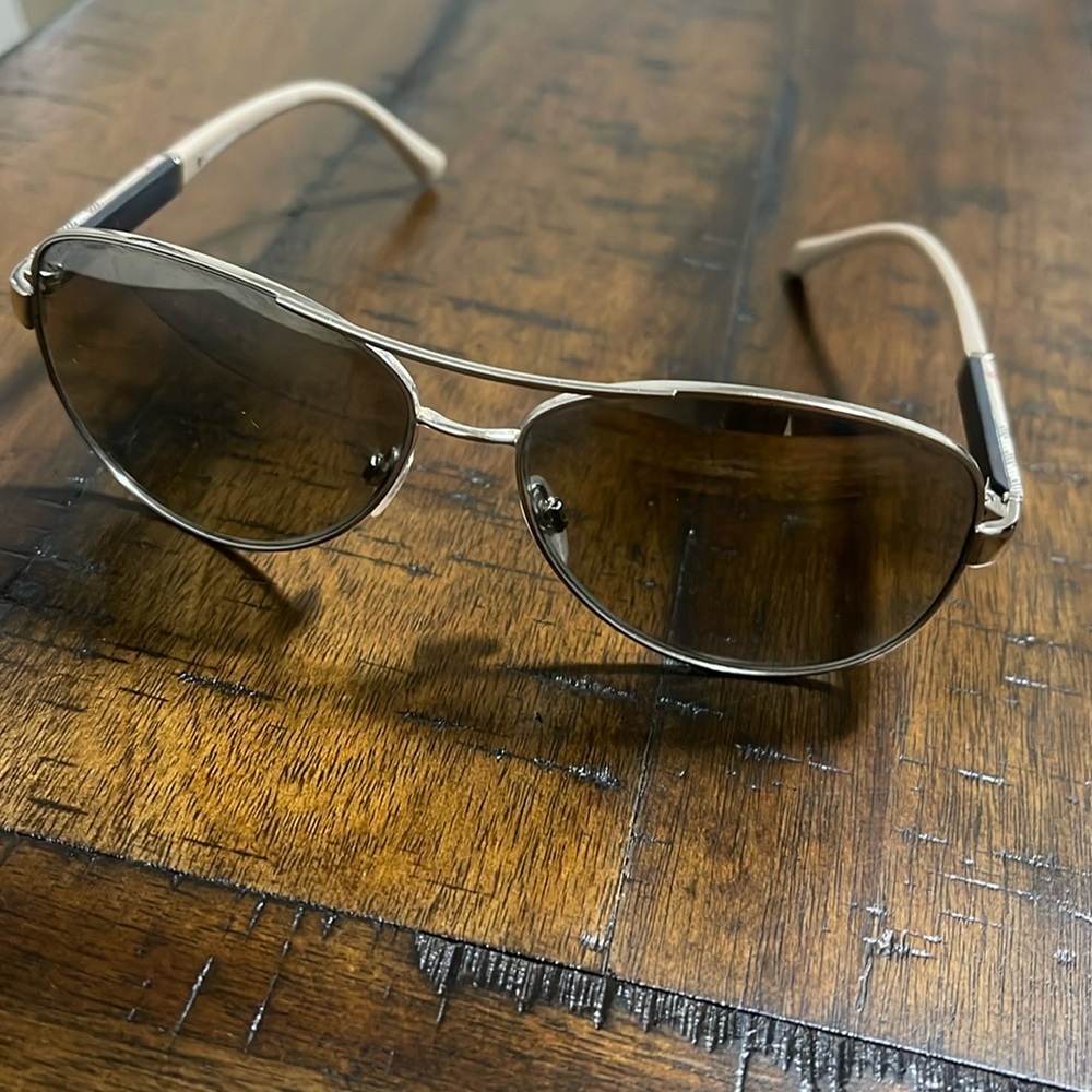 Silver aviators
